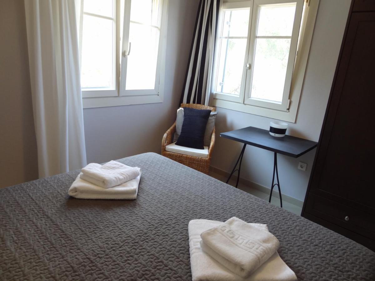 Villa Elaia Suites & Apartments No.1 Gaios Bagian luar foto