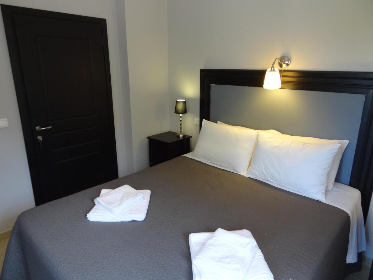 Villa Elaia Suites & Apartments No.1 Gaios Bagian luar foto