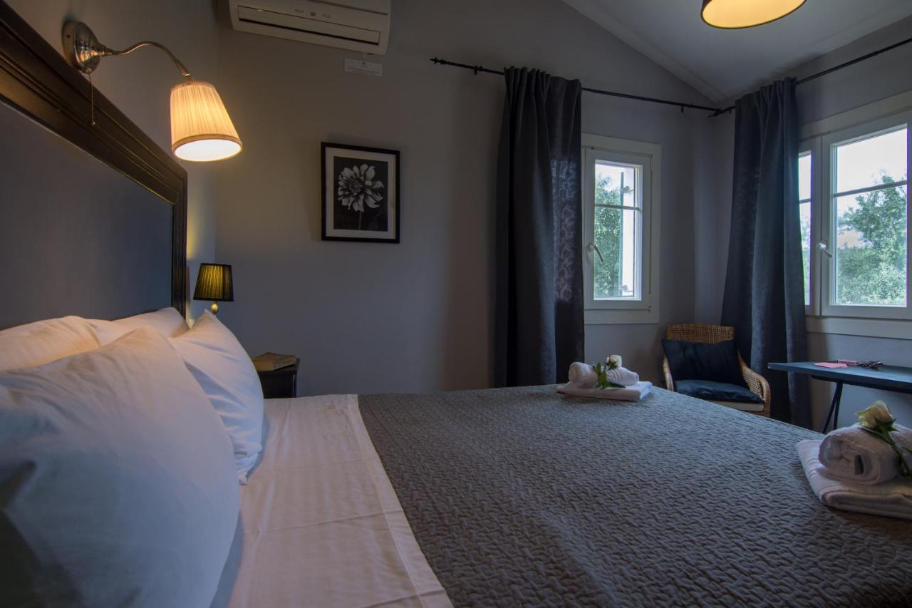 Villa Elaia Suites & Apartments No.1 Gaios Bagian luar foto