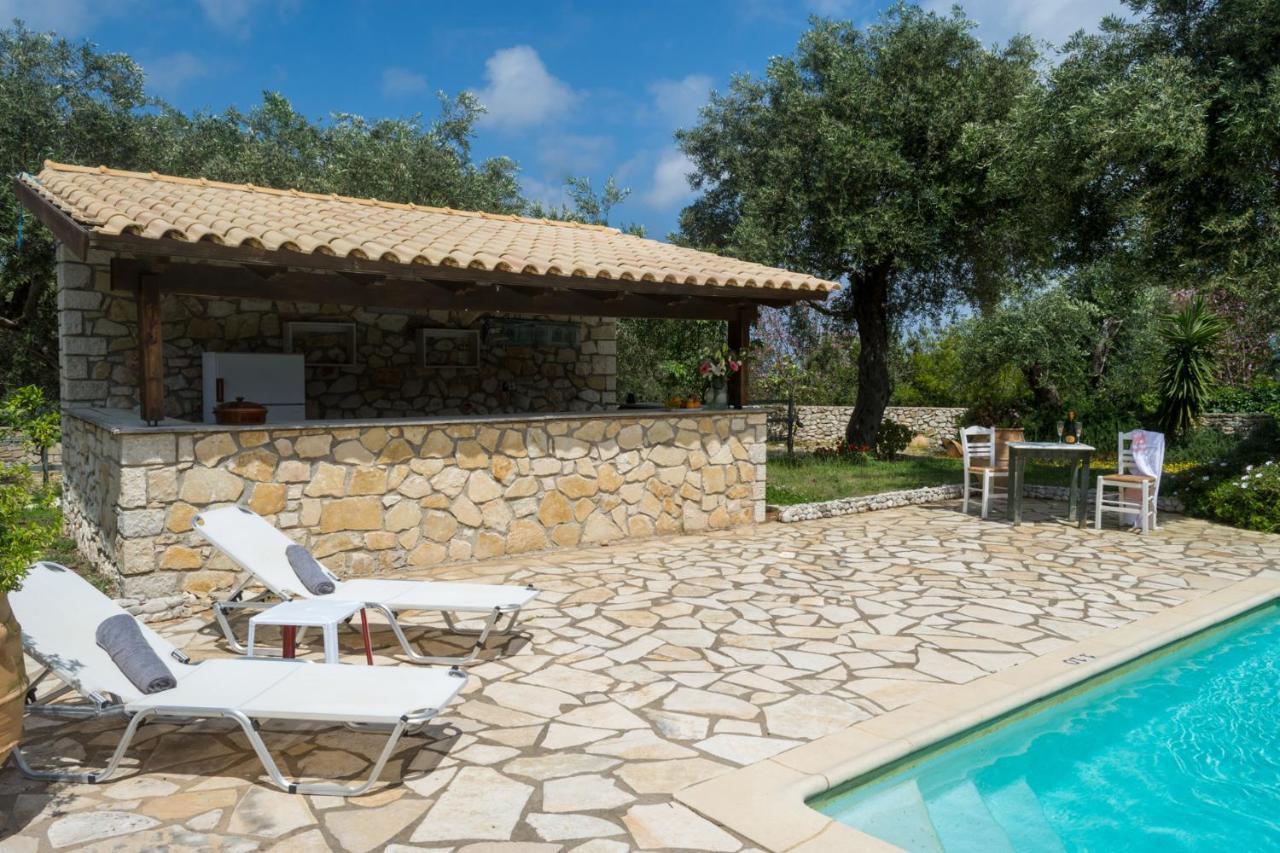 Villa Elaia Suites & Apartments No.1 Gaios Bagian luar foto