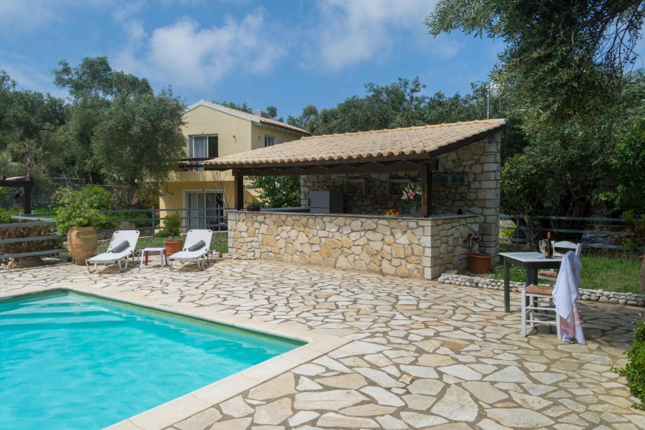 Villa Elaia Suites & Apartments No.1 Gaios Bagian luar foto