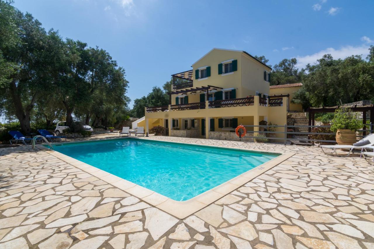 Villa Elaia Suites & Apartments No.1 Gaios Bagian luar foto